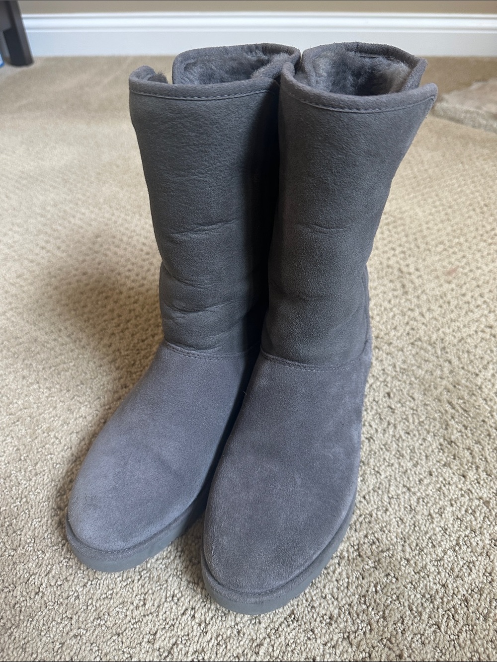 UGG Gray Suede Mid-Calf Shearling Boots size 7